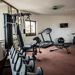 Hotel Delta Ξενοδοχείο 3*