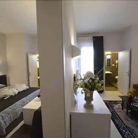 Hotel Delta 3*