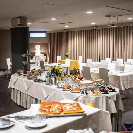 Hotel Delta 3*