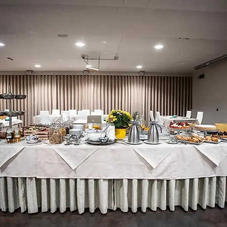 Hotel Hotel Delta 3*