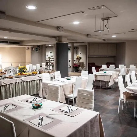 Hotel Delta 3*